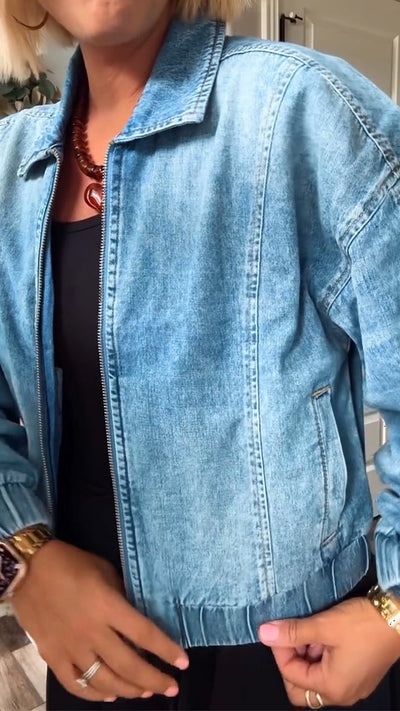 Valentinia - Giacca in Denim con Zip Senza Tempo