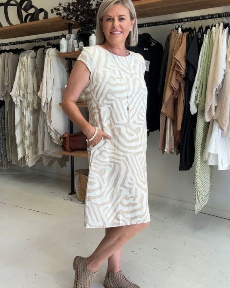 Nelia - Abito Elegante e Comodo