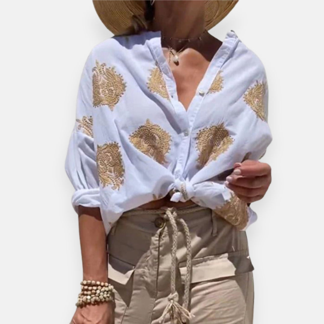 Filomena – Camicia estiva con dettagli dorati