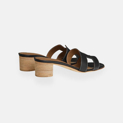 Clara – Mules traforate con tacco basso