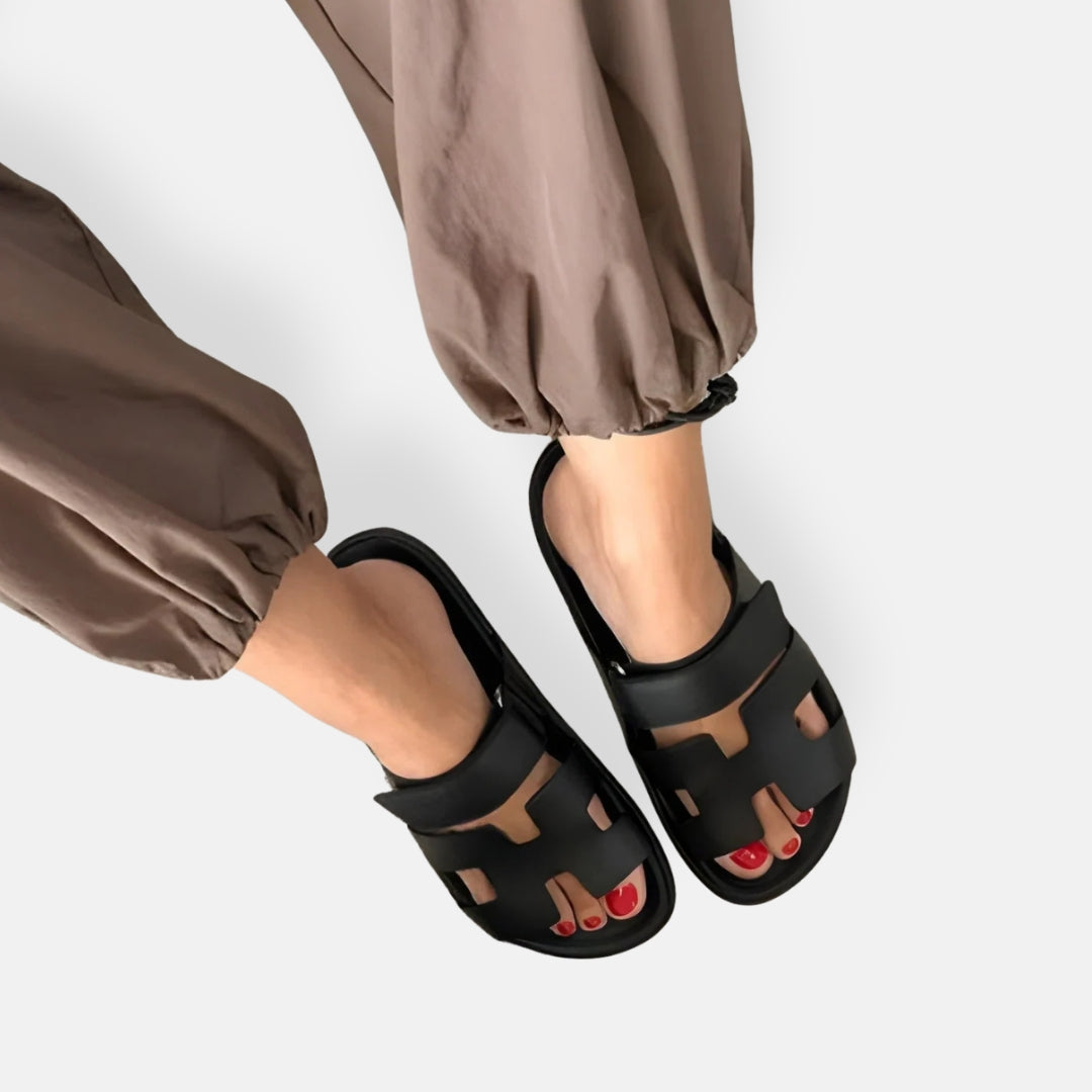 Bruna – Mules traforate comfort