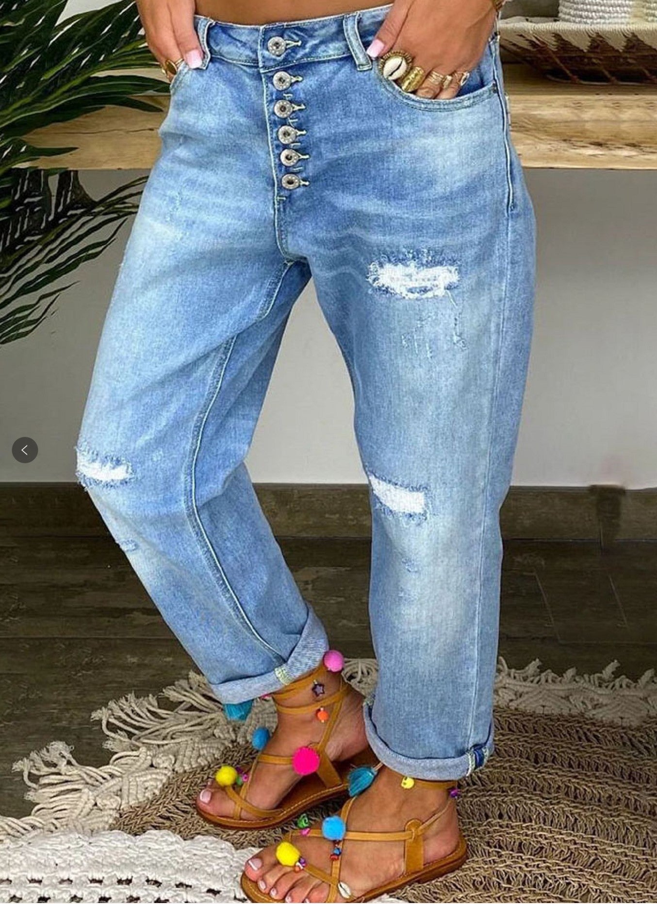 Diletta – Jeans boyfriend con bottoni a vista e dettagli vintage