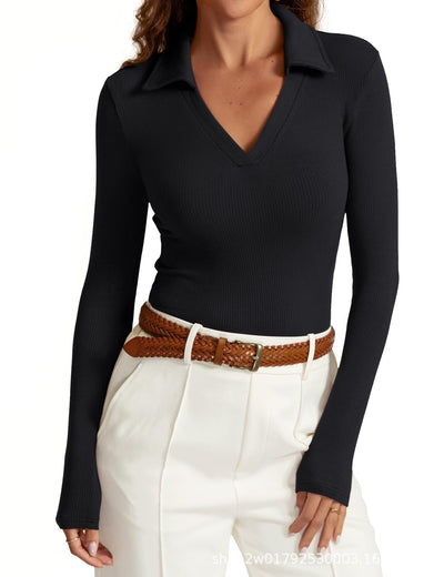 Liviana – Maglia a costine con scollo a V e colletto