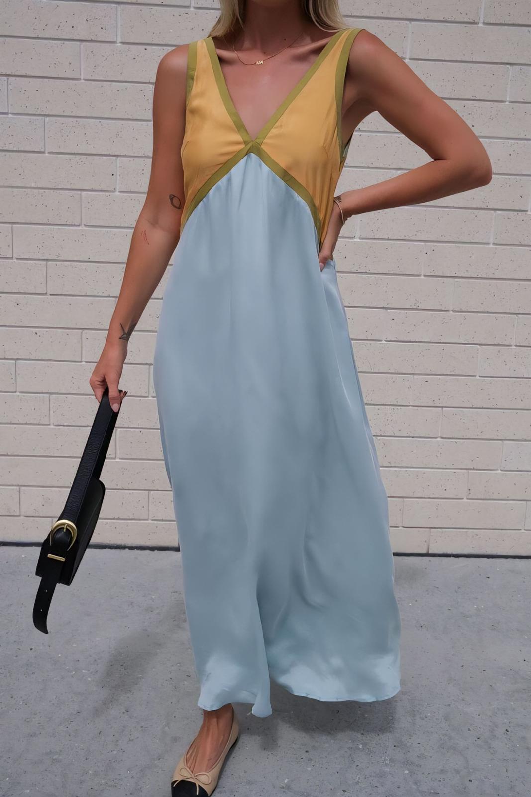 Elena – Abito Midi Senza Maniche